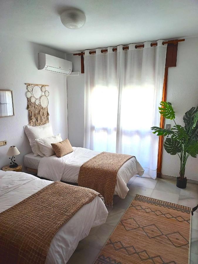 Beachfront Primera Linea De Playa En Casco Antiguo Естепона Екстериор снимка